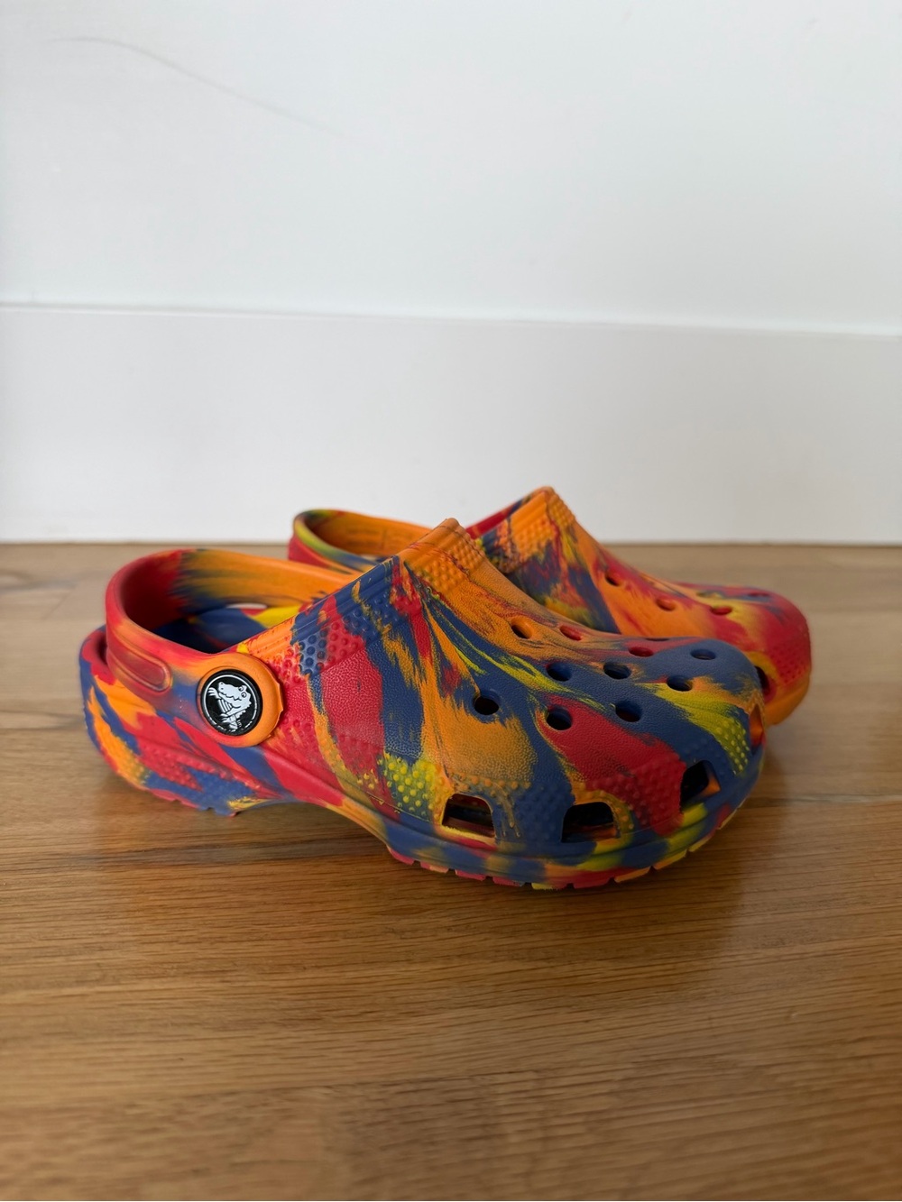 CROCS kids marbled clogs RARE coloring red orange blue and yellow